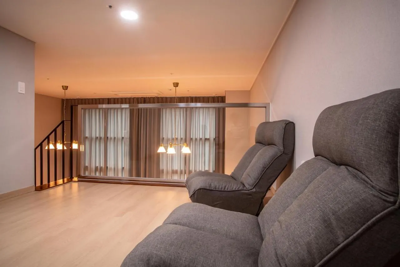 Jeju Central Park Residence 0*,  South Korea