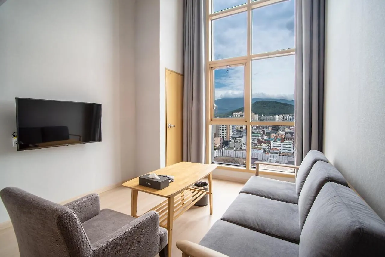 Jeju Central Park Residence 0*,