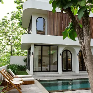 lyvin-bingin-villas.ubudhotelsnow.com/